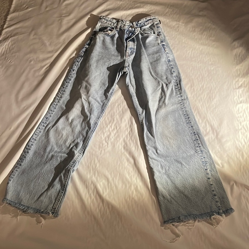 Baggy light-washed zara jeans